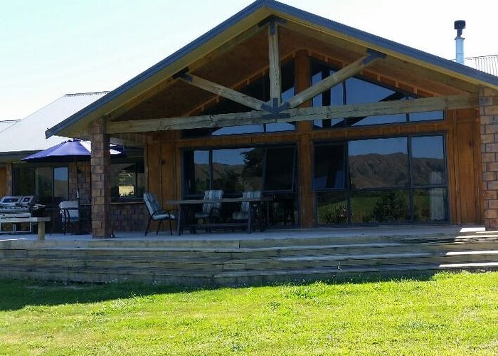  at 18 Serenity Lane, Koputaroa