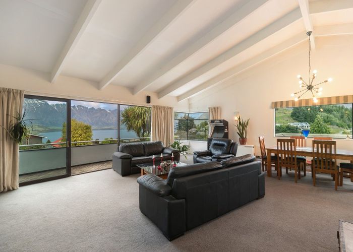  at 20 Greenstone Place, Fernhill, Queenstown