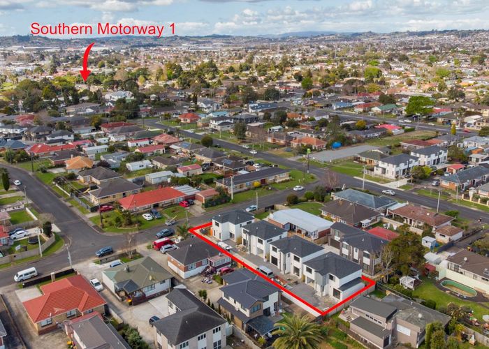  at 8A Sunnyside Crescent, Papatoetoe, Auckland