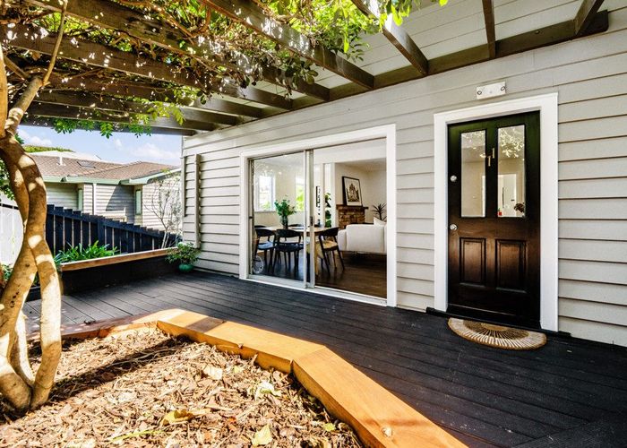  at 1/11 Norman Road, Hauraki, North Shore City, Auckland