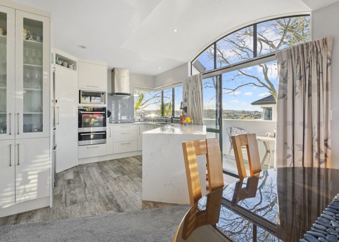  at 101a Arran Road, Browns Bay, North Shore City, Auckland