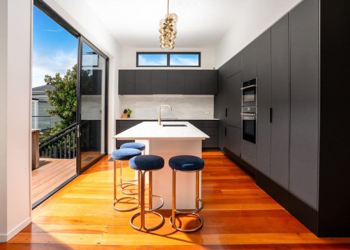  at 2 Shannon Street, Mount Victoria, Wellington, Wellington