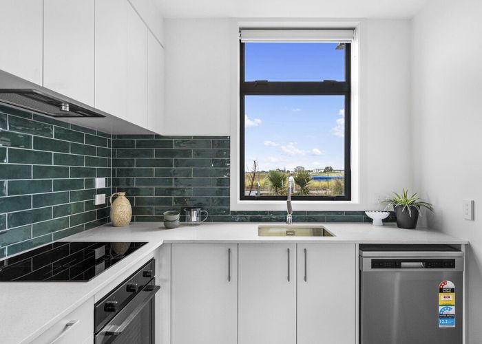  at 27 Raukohekohe Road, Wiri, Manukau City, Auckland