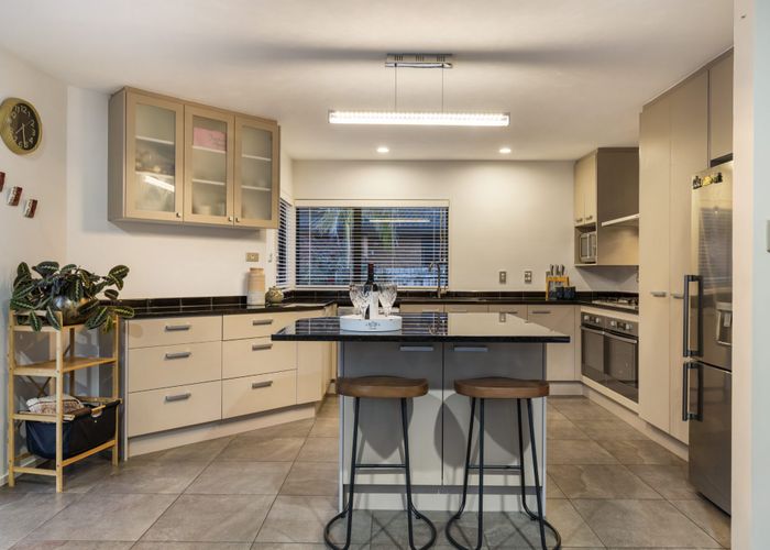  at 23 Kerlin Crescent, West Harbour, Auckland