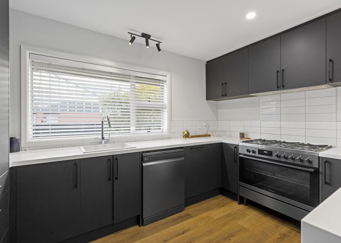  at 384 Yaldhurst Road, Russley, Christchurch City, Canterbury