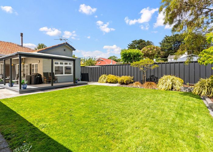  at 14 Kennedy Street, Saint Clair, Dunedin, Otago