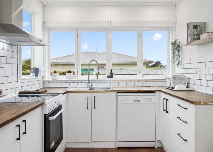  at 32A Prospect Terrace, Pukekohe, Auckland