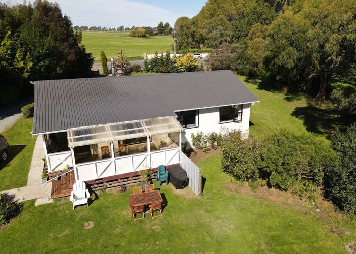  at 560 Alma-Maheno Road, Alma