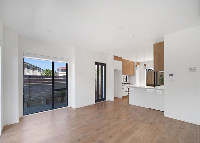  at 64 Landscape Road, Papatoetoe, Auckland