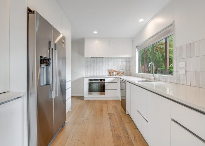  at 28 Barbados Drive, Unsworth Heights, Auckland