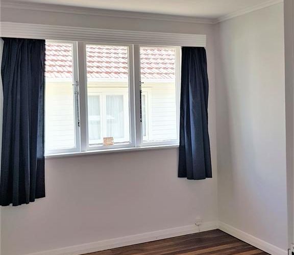  at 1/166 Lake Rd, Northcote, North Shore City, Auckland