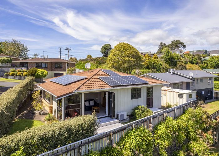  at 3 Ruskin Place, Westown, New Plymouth