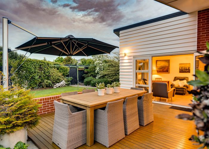  at 10 Powell Crescent, Ilam, Christchurch