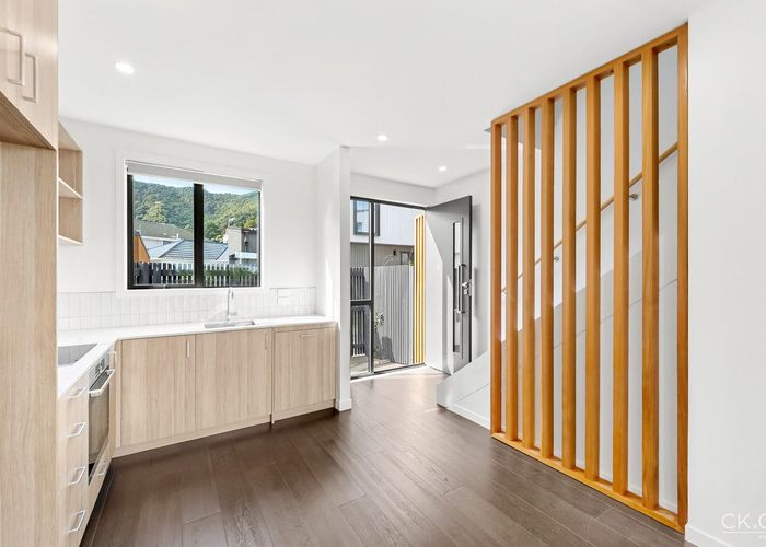  at 11/323 Riverside Drive, Waterloo, Lower Hutt, Wellington