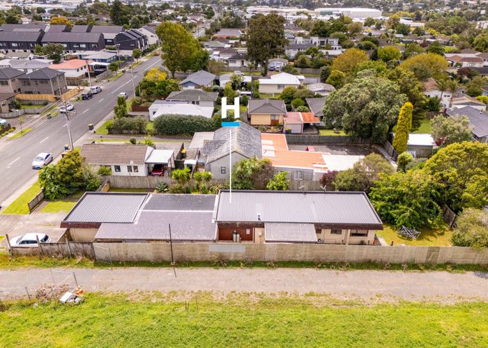  at 130A Bruce McLaren Road, Henderson, Waitakere City, Auckland