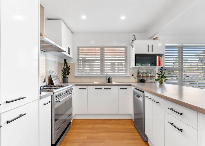  at 12 MacPherson Street, Meadowbank, Auckland City, Auckland