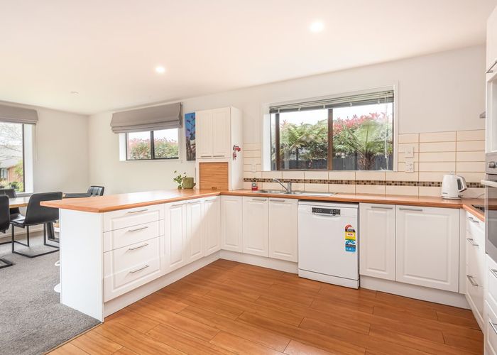  at 18 Lowry Avenue, Redwood, Christchurch City, Canterbury