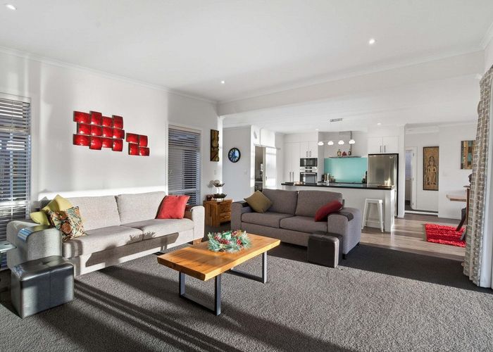  at 8 Celmisia Retreat, Papamoa Beach, Tauranga, Bay Of Plenty