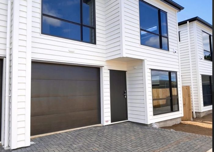  at 127C Russell rd, Manurewa, Manukau City, Auckland