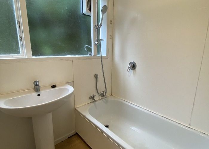  at 64B Pembroke Road, Northland, Wellington, Wellington