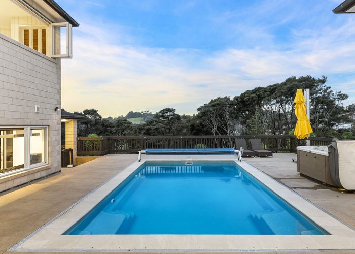  at 194 Greenhithe Road, Greenhithe, Auckland