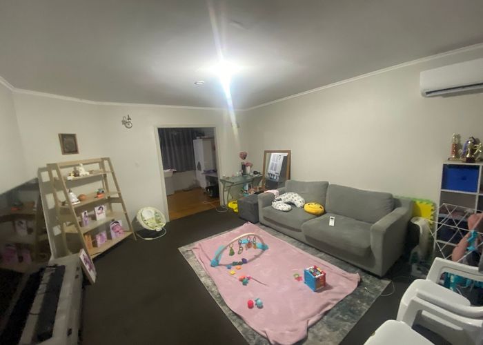  at 3/50 Ferndale Road, Mount Wellington, Auckland