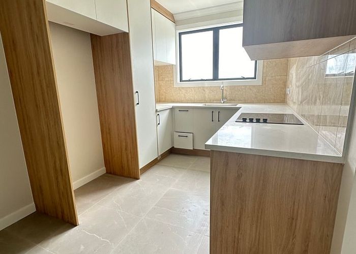 For rent 9 Skyview Place, Flat Bush, Manukau City, Auckland homes.co.nz