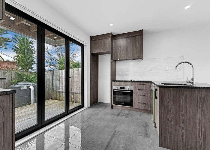  at 48B Waddell Avenue, Point England, Auckland City, Auckland