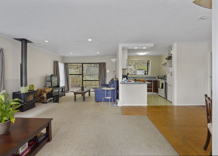  at 20 Amber Grove, Birchville, Upper Hutt