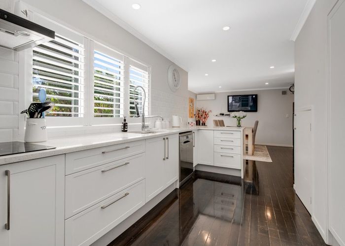  at 3 Lagoon View, Gulf Harbour, Whangaparaoa