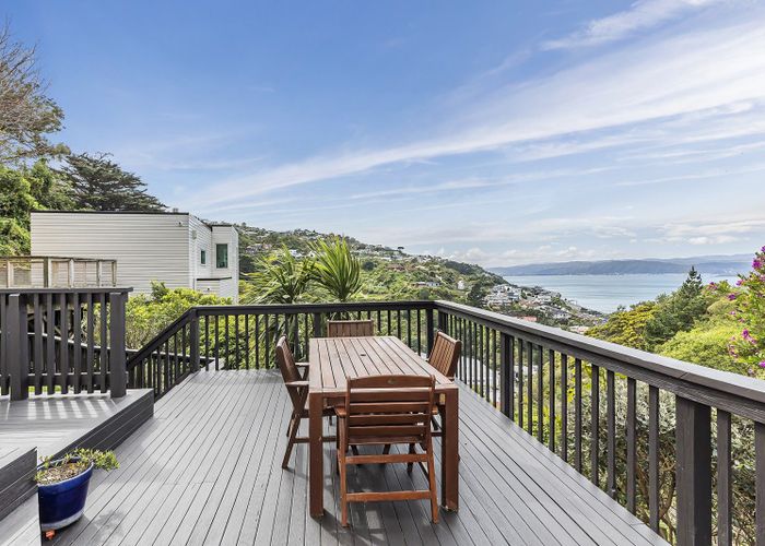  at 192 Barnard Street, Wadestown, Wellington