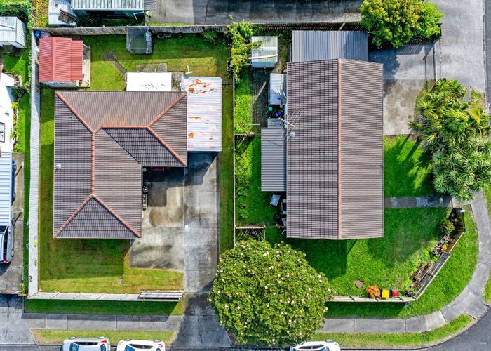  at 2/10 Silver Creek Road, Weymouth, Manukau City, Auckland