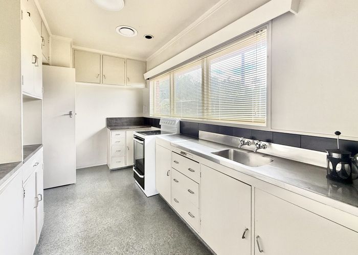  at 1/15 Rosehill Drive, Rosehill, Papakura, Auckland