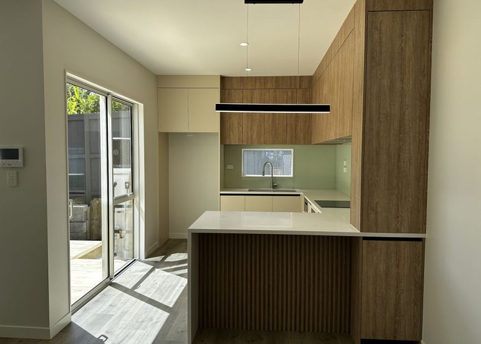  at 90B Stanaway Street, Hillcrest, North Shore City, Auckland