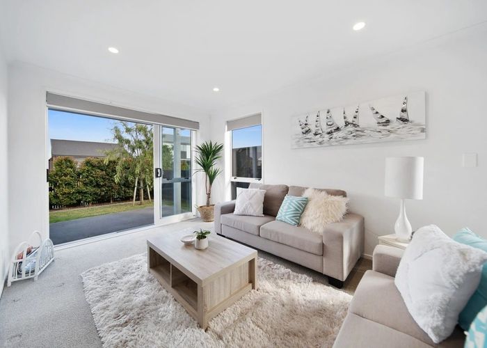  at 4 Roslyn Farm Street, Ramarama, Franklin, Auckland
