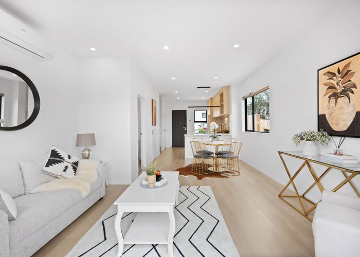  at 25 Abbotleigh Ave, Te Atatu Peninsula, Waitakere City, Auckland