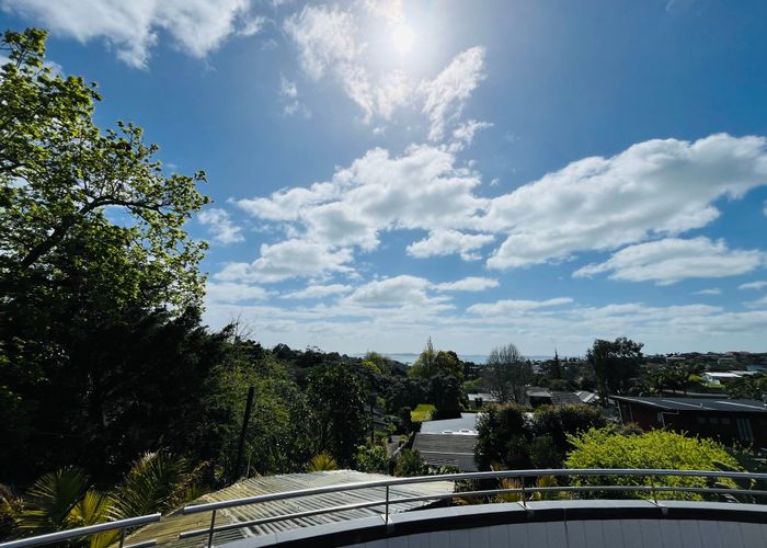  at 21 Bleakhouse Road, Mellons Bay, Manukau City, Auckland