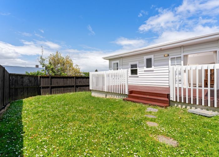  at 14A Divich Avenue, Te Atatu South, Auckland