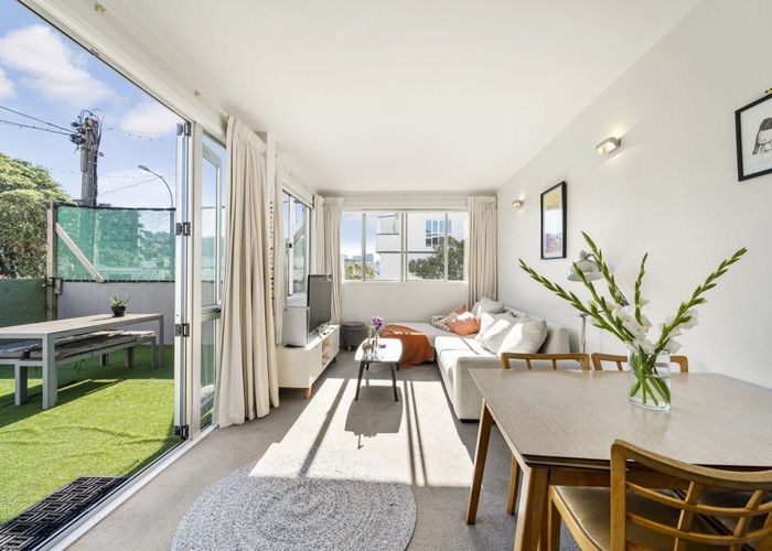  at 5C/51 Webb St, Mount Cook, Wellington