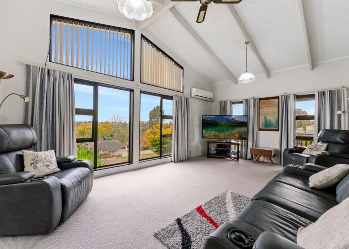  at 2 Ajax Place, Welcome Bay, Tauranga