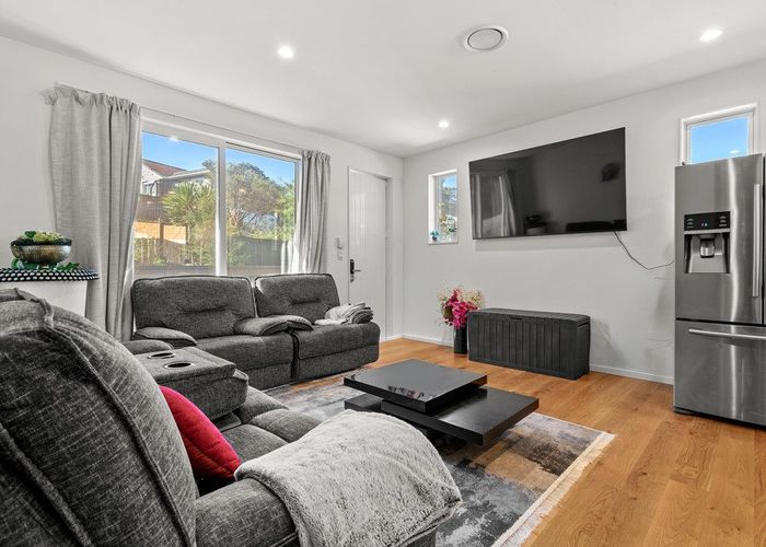  at 1/40D Tomo Street, New Lynn, Waitakere City, Auckland