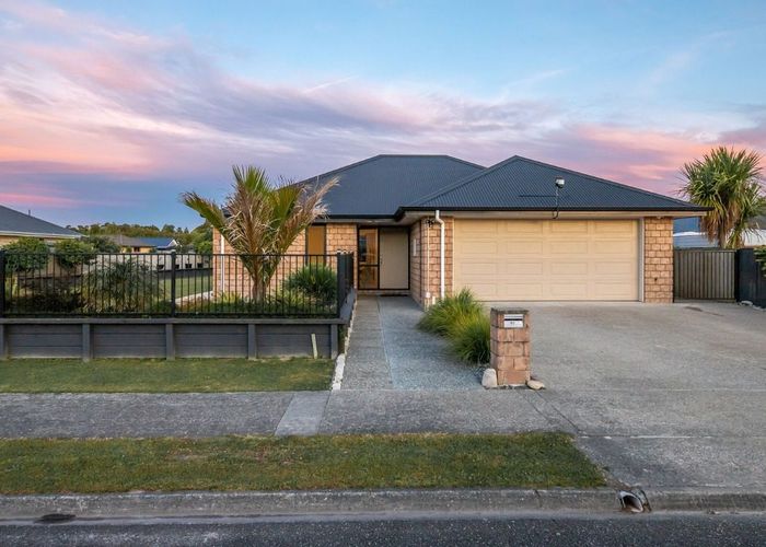  at 40 Kawatiri Place, Westport