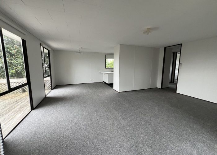  at 25B Devonshire Road, Unsworth Heights, North Shore City, Auckland