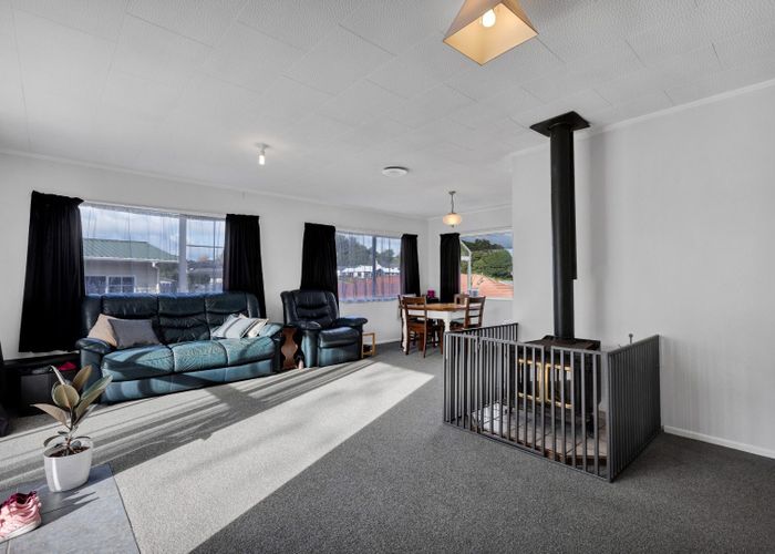  at 9a Ballantrae Place, Highlands Park, New Plymouth, Taranaki