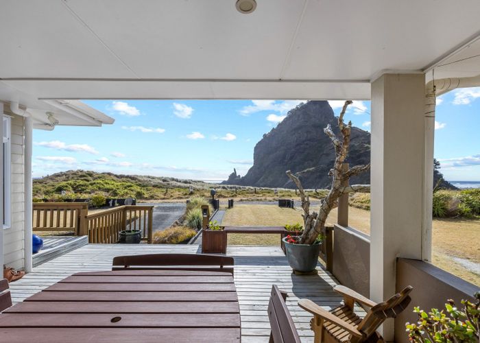  at 47 Marine Parade South, Piha