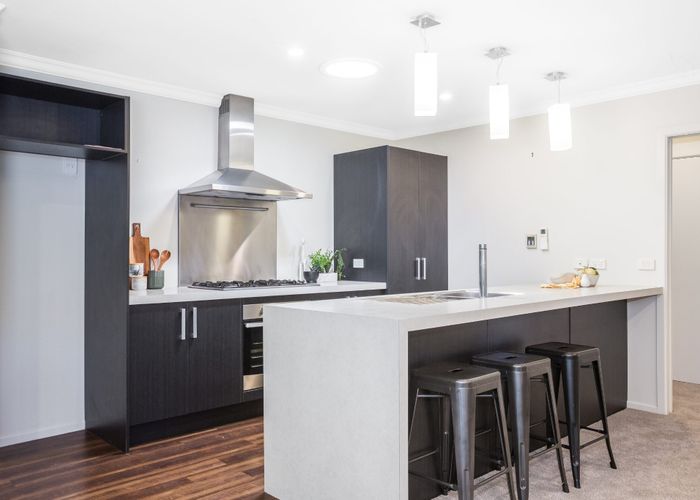  at 123 Te Puia Drive, Aotea, Porirua