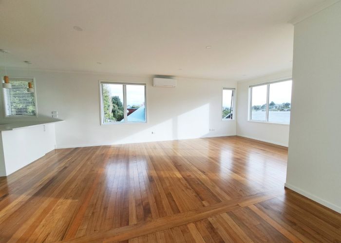  at 37E Merriefield Ave, Forrest Hill, North Shore City, Auckland