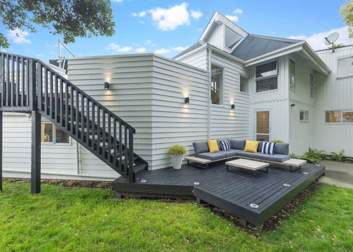  at 49A The Esplanade, Eastern Beach, Manukau City, Auckland