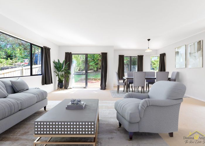  at 14A Tauhara Street, Green Bay, Waitakere City, Auckland