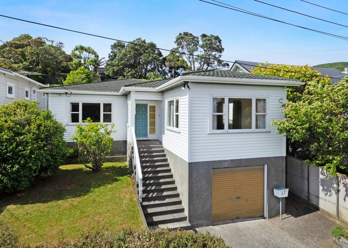  at 21 Firth Terrace, Karori, Wellington